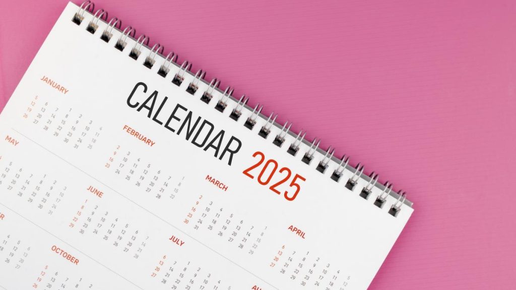Zile libere 2025 Sarbatori legale si minivacante