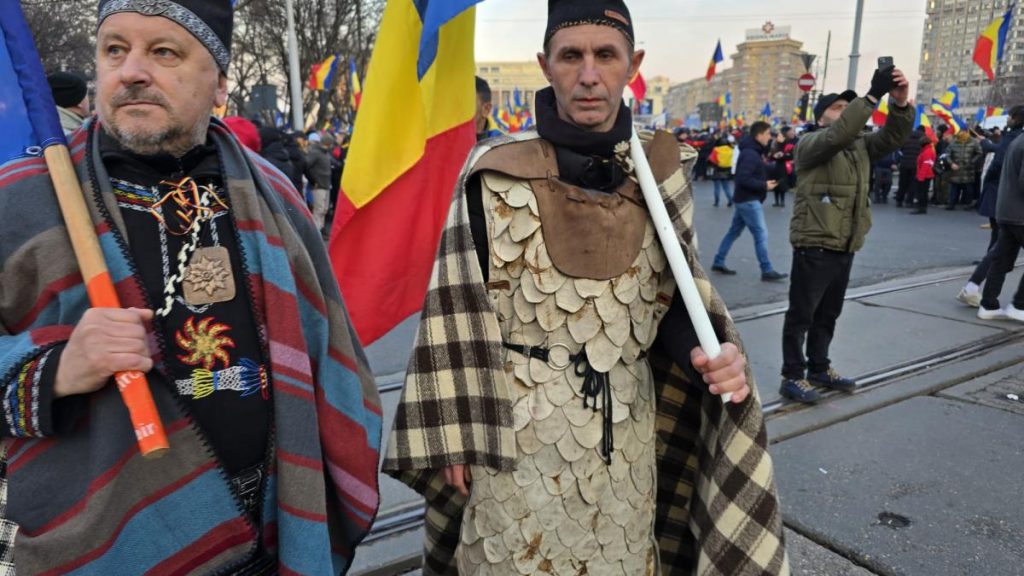 Ce nu s a vazut la TV de la protestul AUR Reportaj incognito printre manifestanti Poate George nu e in Polonia