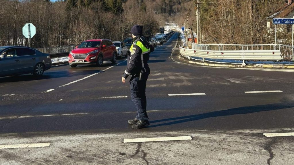 Aglomeratie pe Valea Prahovei Circulatie dificila rute alternative sugerate