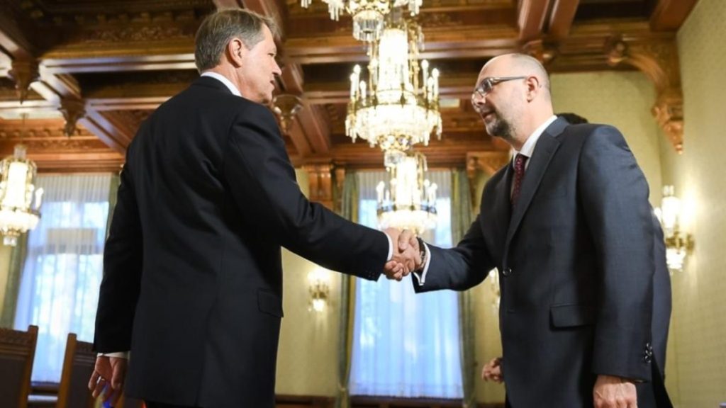 Bomba pe scena politica lider al Coalitiei cere demisia lui Klaus Iohannis