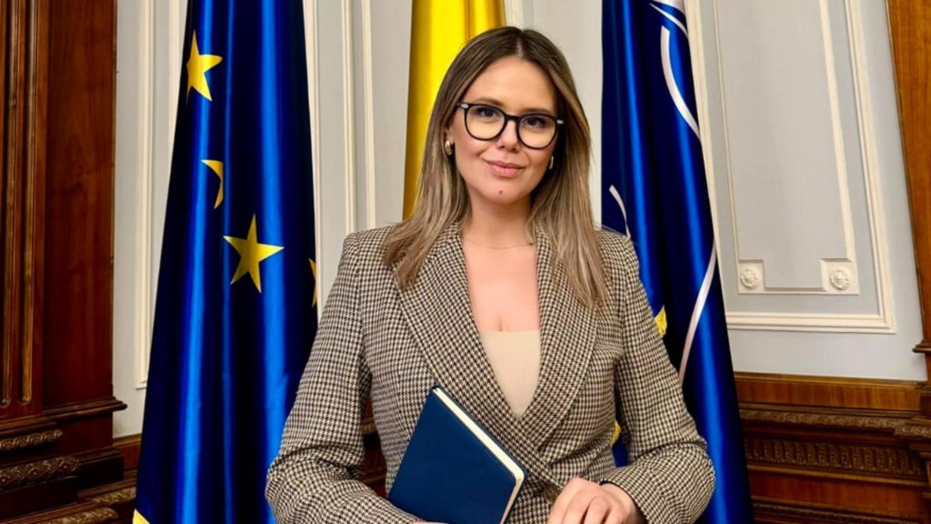 Decizie controversata Bolojan si a transferat consiliera la Cotroceni