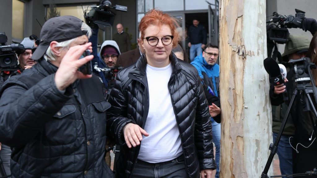 Ioana Basescu ar fi protejat fraudele Nordis Pagubit M a obligat sa semnez sa nu fac remarci negative