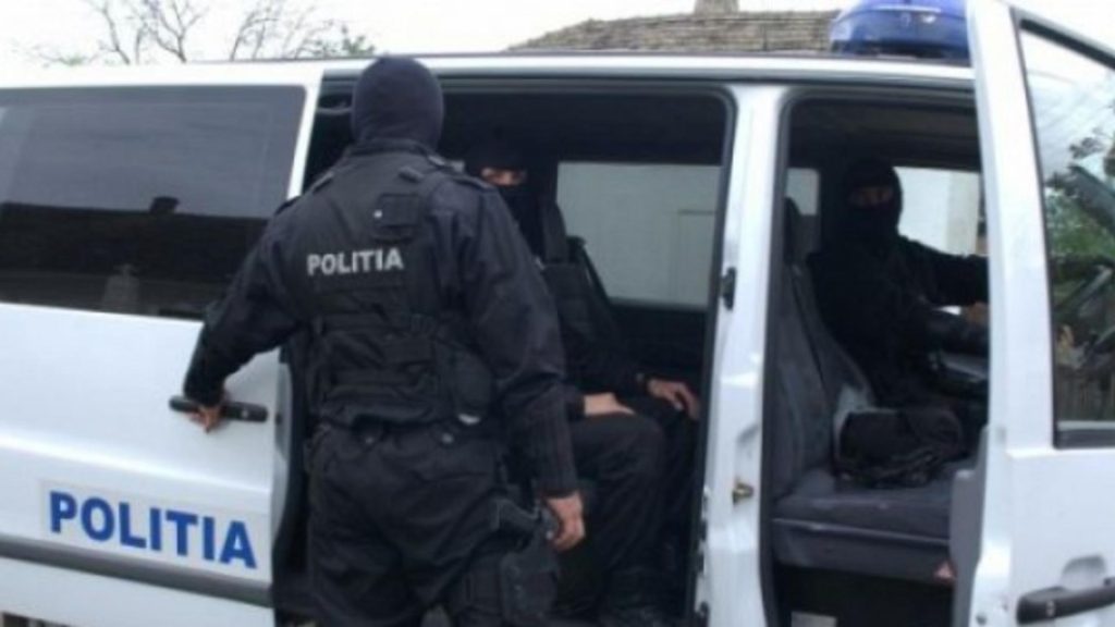 PERCHEZITII la sustinatorii lui Calin Georgescu 27 de persoane investigate pentru constituirea unei organizatii fasciste rasiste sau xenofobe