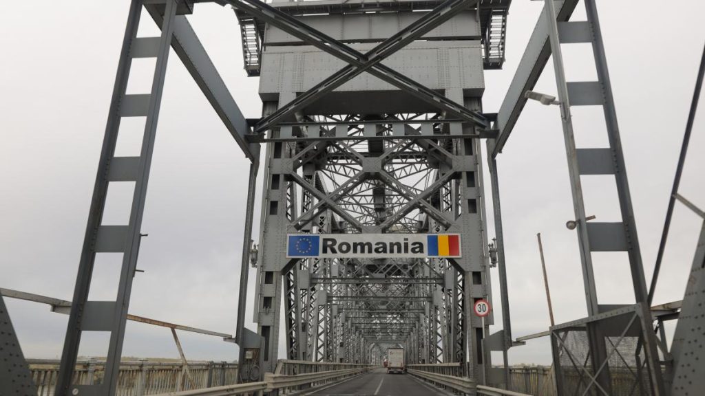 Podul Prieteniei Giurgiu Ruse inchis pe 6 7 martie 12 ore
