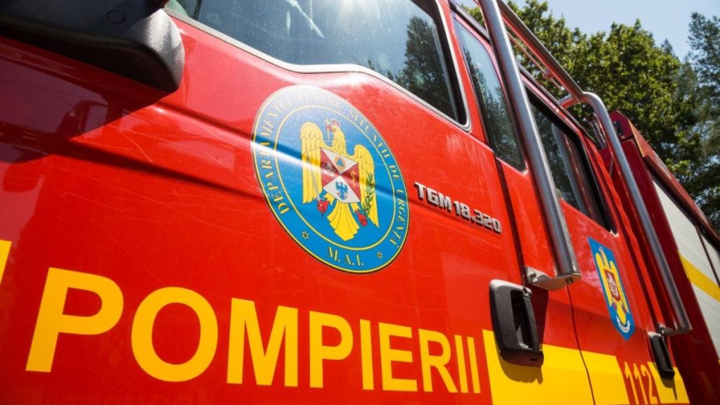 Incendiu intr un bloc din Sibiu zeci evacuati
