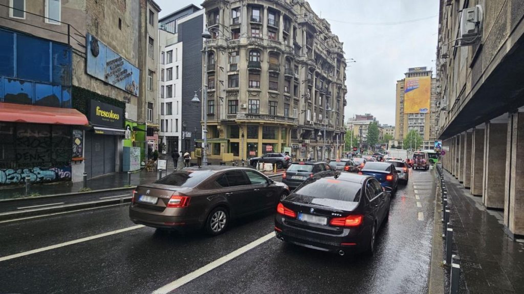 Trafic restrictionat si deviat in Bucuresti strazi afectate