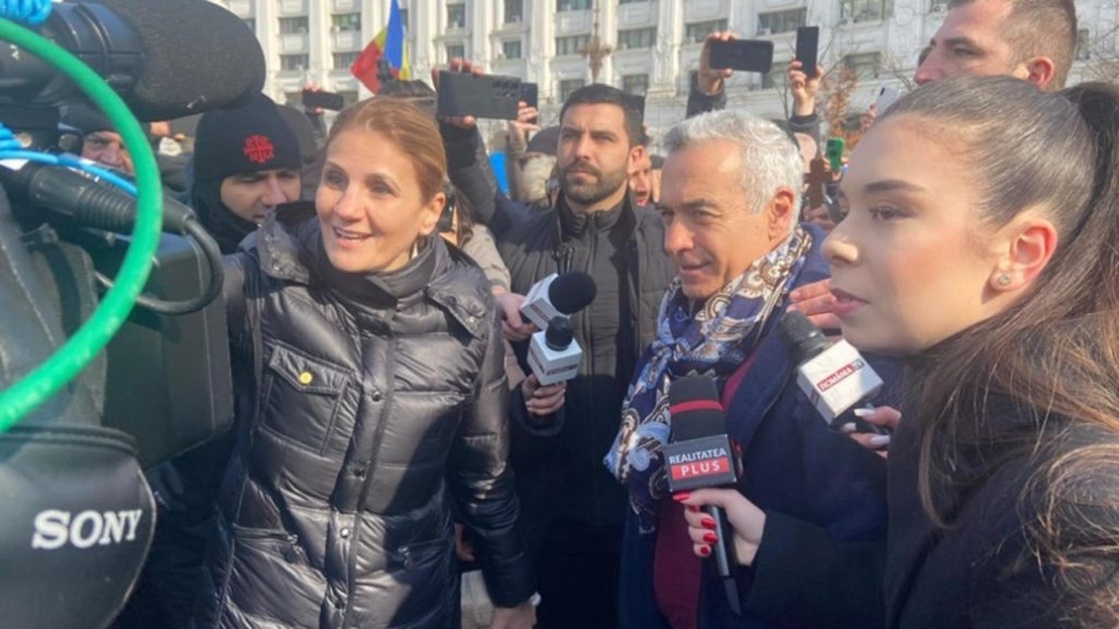 Ziua democratiei Suveranistii il sarbatoresc pe Calin Georgescu