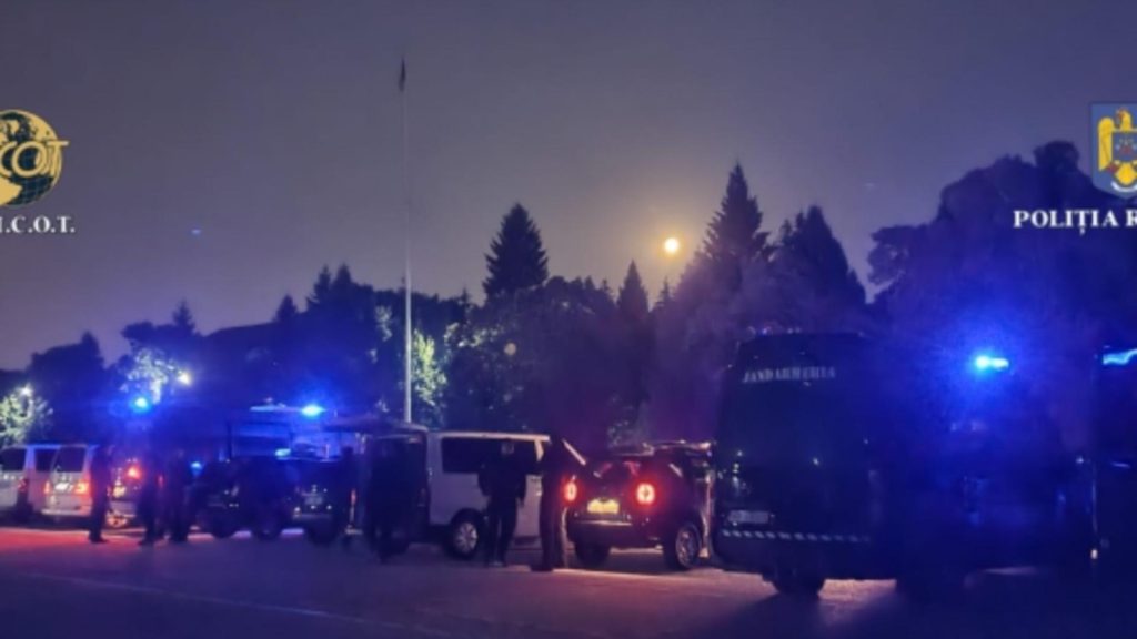 Bercea Mondialu si 9 complici retinuti dupa audieri