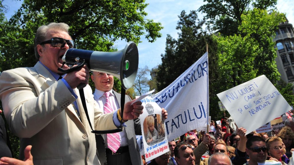Corneliu Vadim Tudor parintele suveranismului l a criticat pe Victor Ponta acum 10 ani
