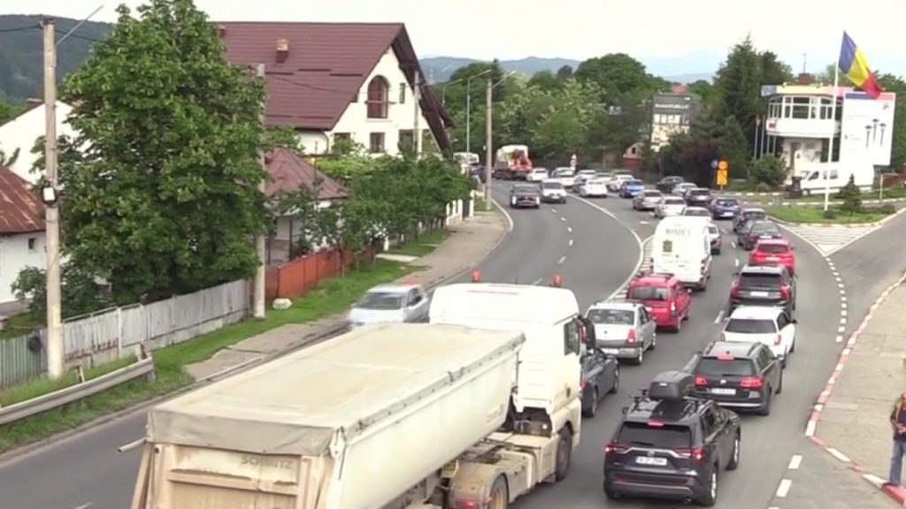 Duminica se inchide traficul pe DN1 intre Poiana Brasov si Rasnov