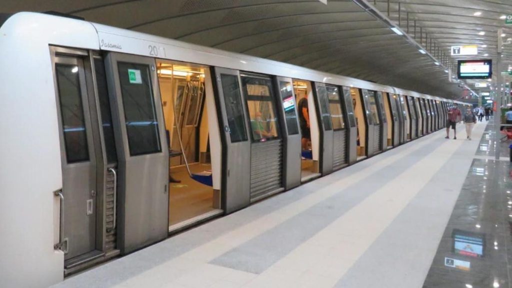 Metrorex elimina gratuitatea parcarii de la Straulesti Cost abonament lunar de la 1 mai