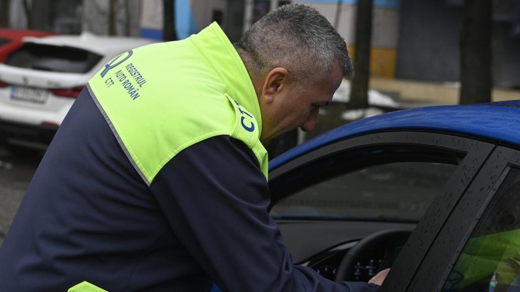 Operatiunea Blocada la nivel national Peste 6000 de masini verificate si 377 de permise retinute