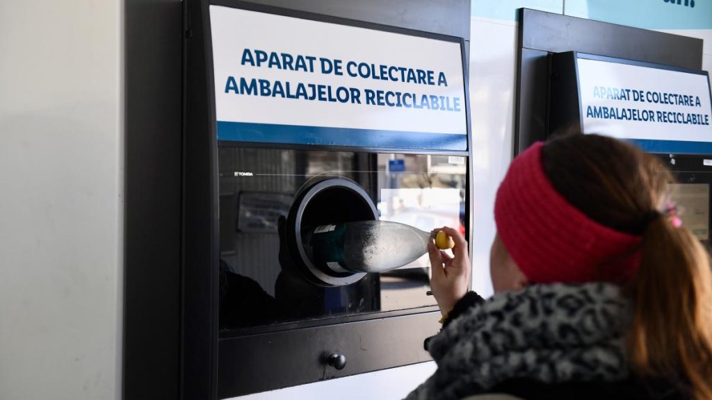 Romanii au returnat peste 1 miliard de ambalaje SGR Se recicleaza 75