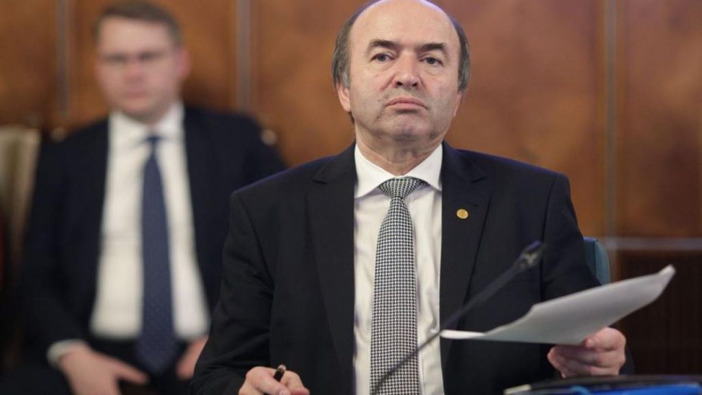 Tudorel Toader reactie la hotararea Curtii de Apel Ploiesti Deciziile CCR sunt definitive