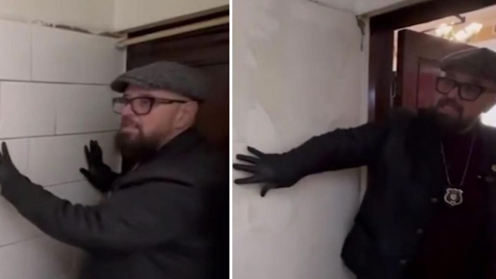 Zidul se prabuseste langa Piedone intr un restaurant
