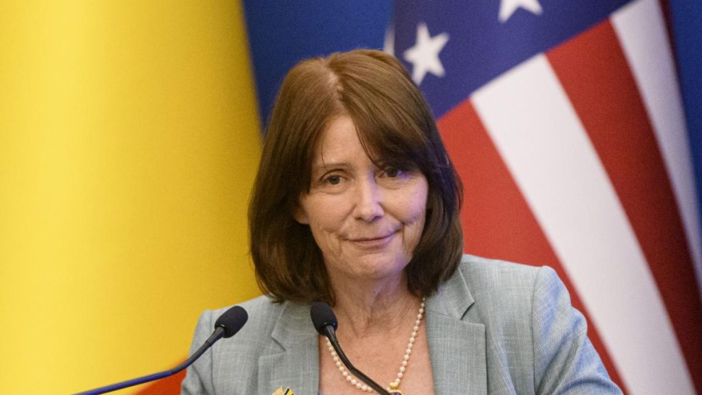 Ambasadoarea SUA la Bucuresti se pensioneaza si pleaca din Romania