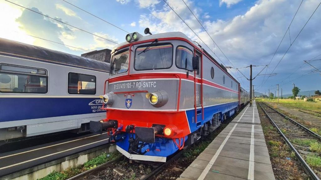 Mai multe trenuri vor circula pe rute modificate din 2 iunie