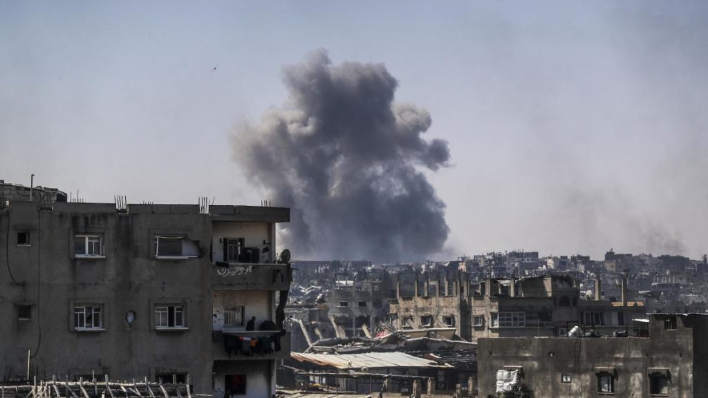 Noua romani evacuati din Gaza MAE Vor fi adusi cu avion militar roman