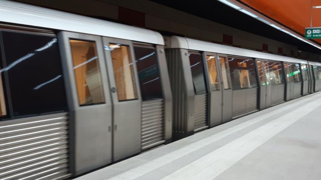 Tentativa de suicid la metroul Piata Iancului