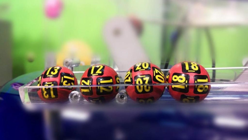 Trageri speciale Loto 649 de 1 Mai Numere si premii
