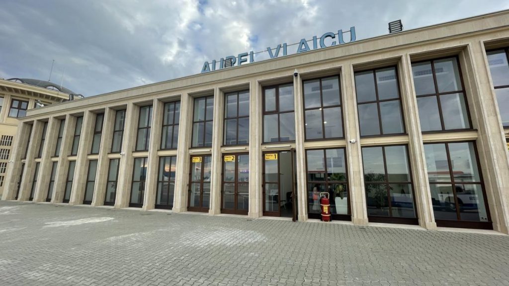 Aeroportul Baneasa primeste un nou terminal modern