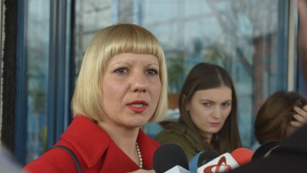 Camelia Bogdan respinsa la Sorbona inainte de exmatriculare