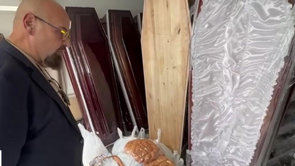 Cristian Popescu Piedone a inchis firma de pompe funebre