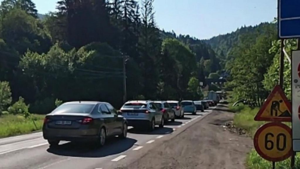 Restrictii de circulatie pe DN1 Predeal pentru lucrari