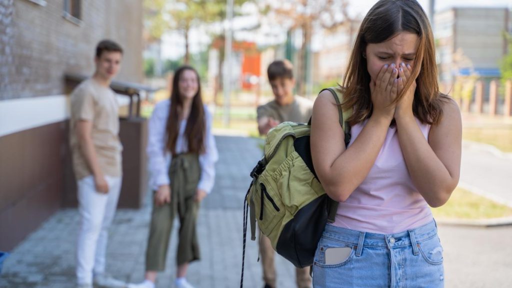 Scoala un loc periculos Un copil din trei sufer de bullying