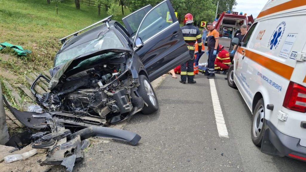 tragedie pe DN66 fetita de 10 ani si bunica moarte