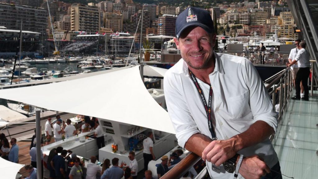 A murit celebrul parapantist Felix Baumgartner in Italia