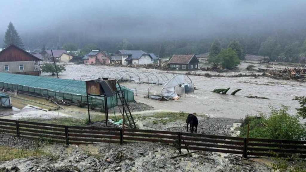 Cod rosu de inundatii in Suceava si Neamt