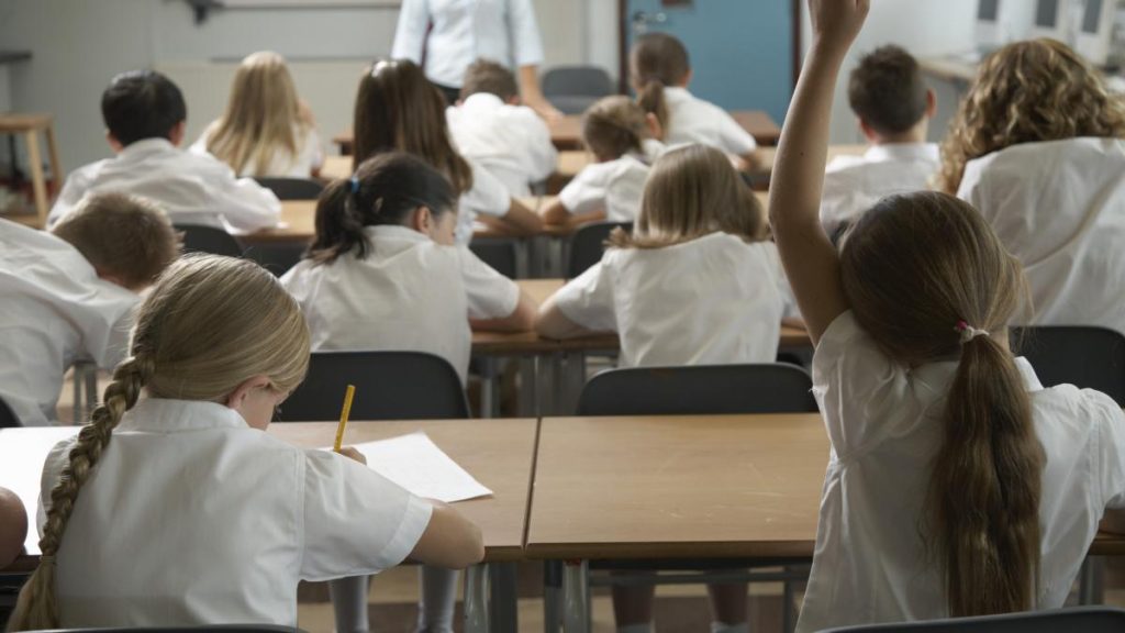Din toamna numarul elevilor din clasa creste