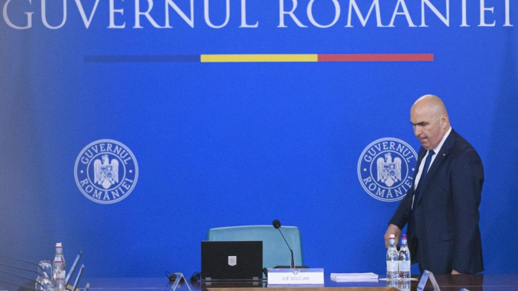 Lista primelor concedieri la stat Bolojan Daca aveti 40 de angajati puteti avea si 20