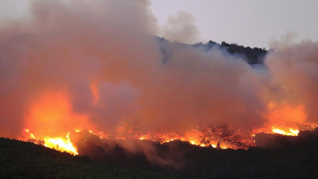 MAE atenionare pentru romanii din Italia cod rosu incendii