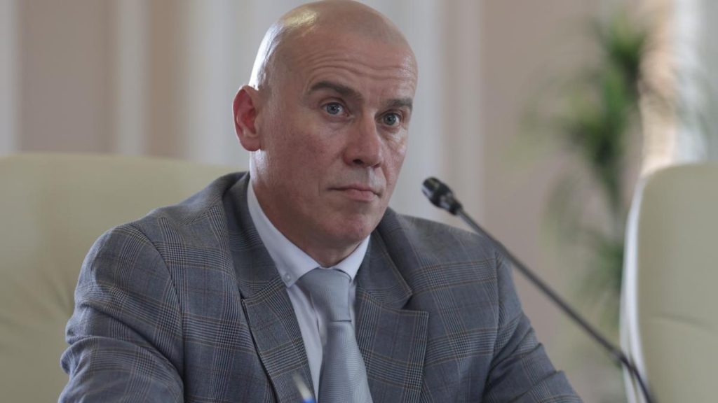 Ministrul Culturii anunta suspendarea spectacolelor in weekend