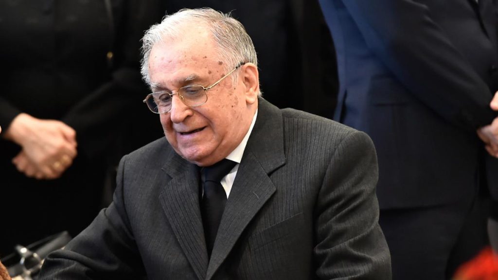 Ultimele informatii despre sanatoatea lui Ion Iliescu