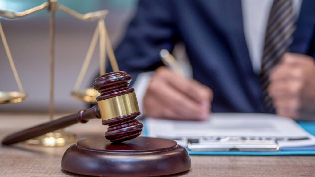 Coaliia a modificat pensiile magistratilor tranzitie de 10 ani