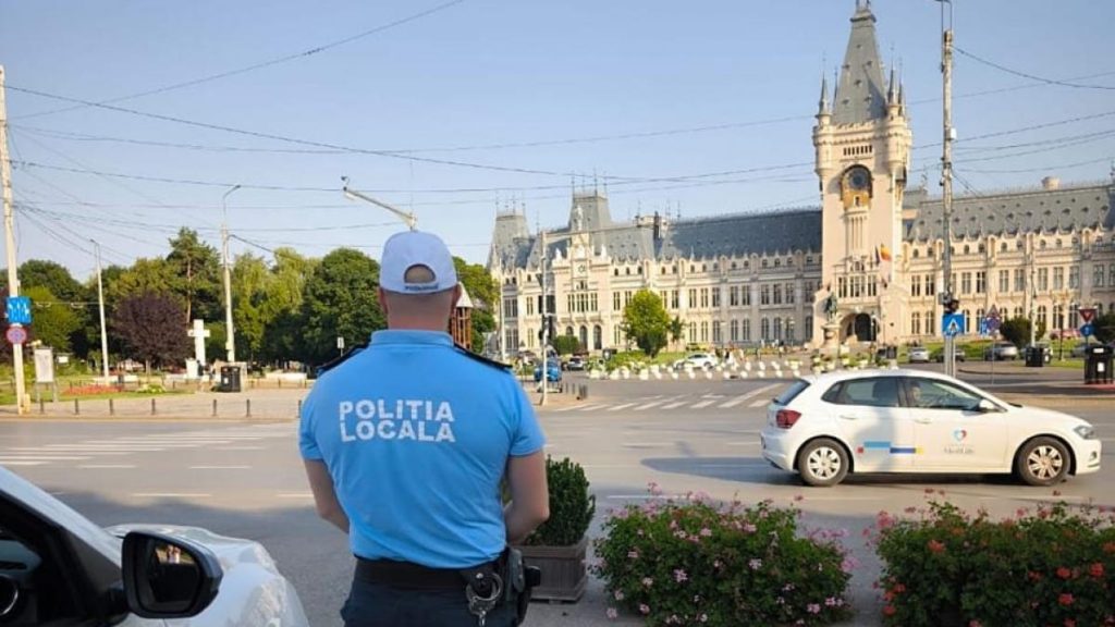 In Iasi politia chemata din cauza a doi tineri