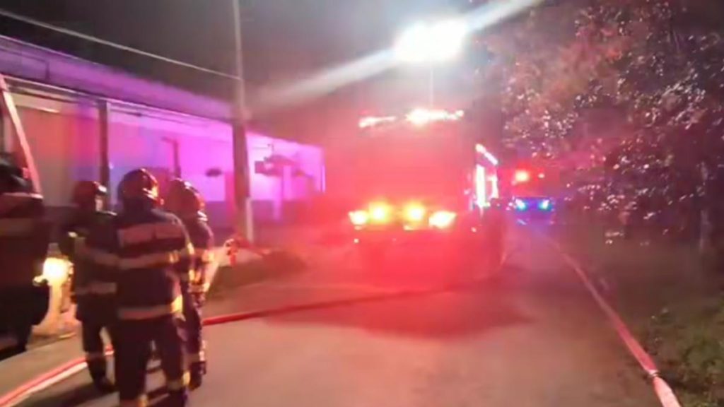 Incendiu cu explozii la hala de munitie Cugir
