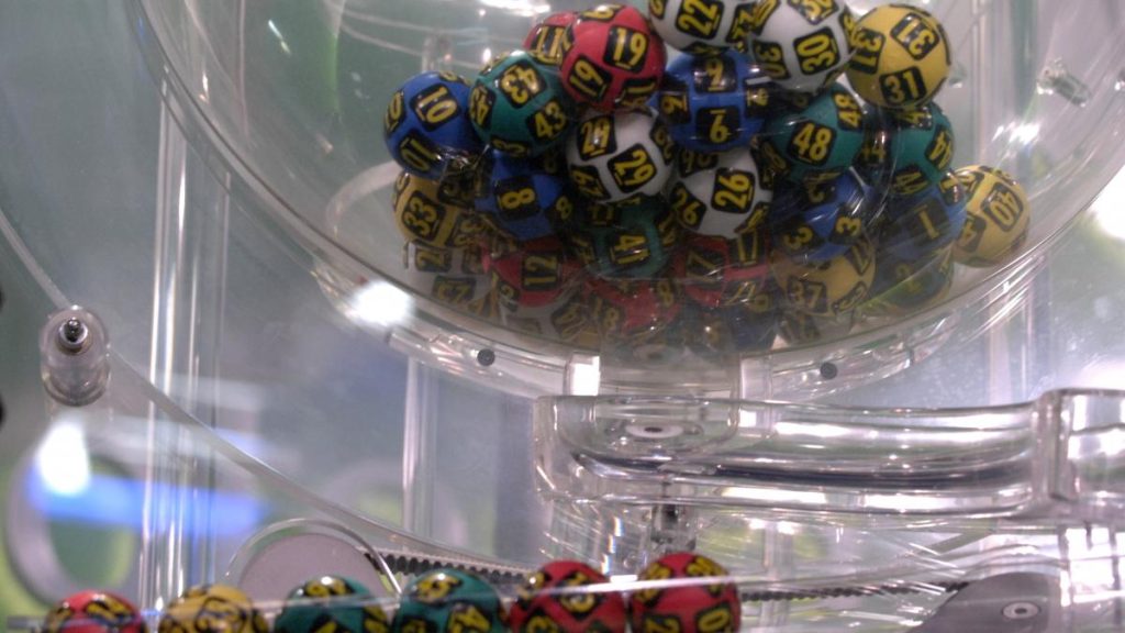 Report de peste 4 09 milioane euro la Loto 6 49