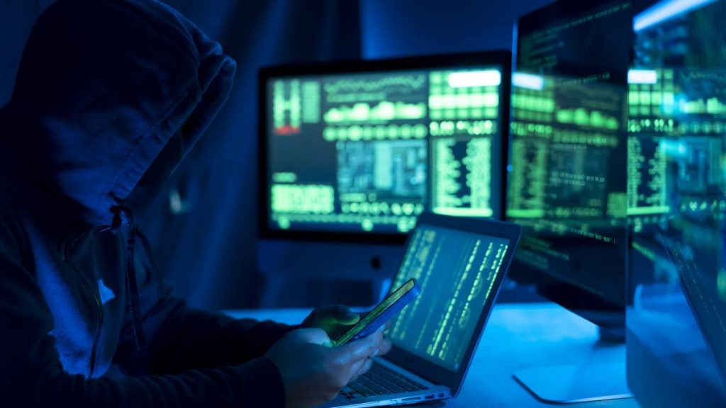 Romania tinta hackerilor spitale banci si institutii atacate