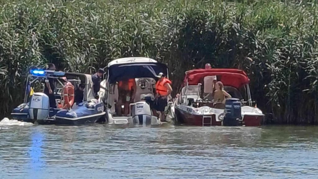incident nou la sulina barca scufundata ajutor cerut