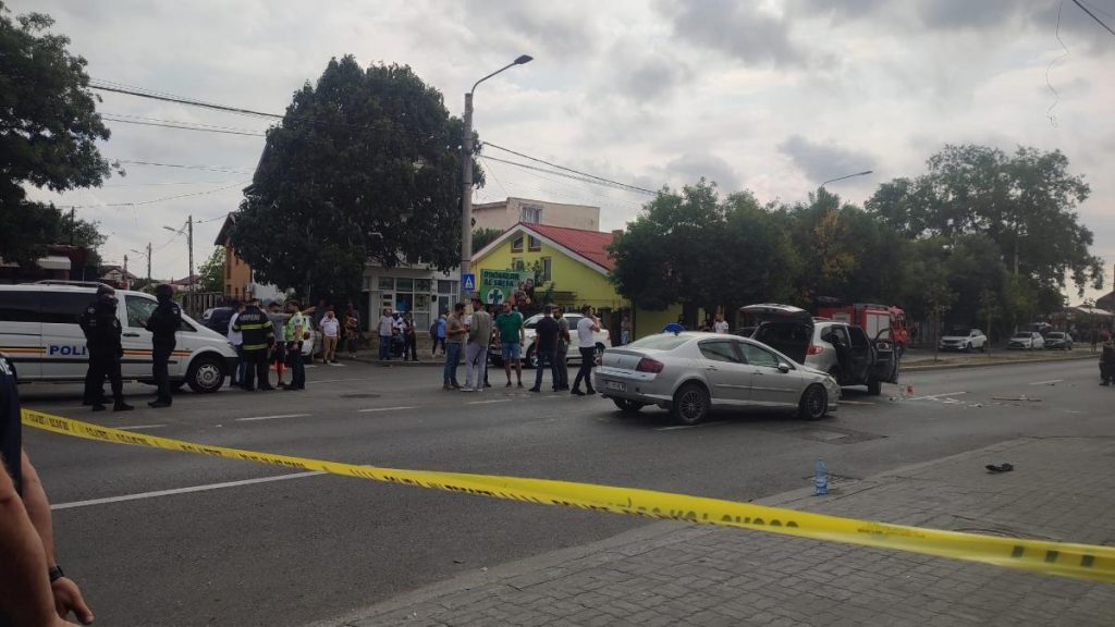 Bataie cu bate si topoare in Craiova un mort