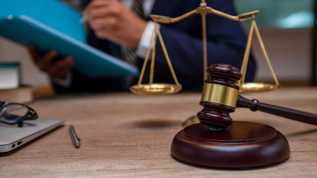 Magistratii avertizeaza despre ametintarile de violeneta