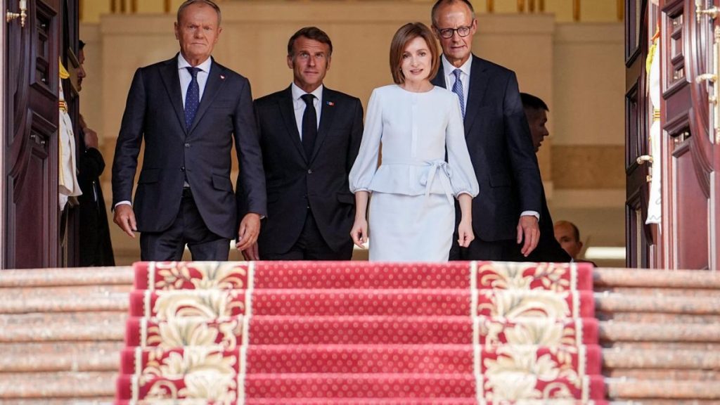 Moldova sub presiunea Rusiei PE cere lui Putin retragerea trupelor