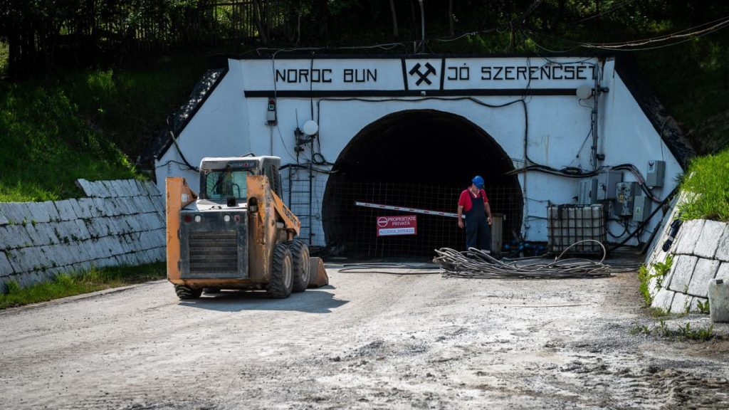 Starea de alerta de la Salina Praid a fost extinsa