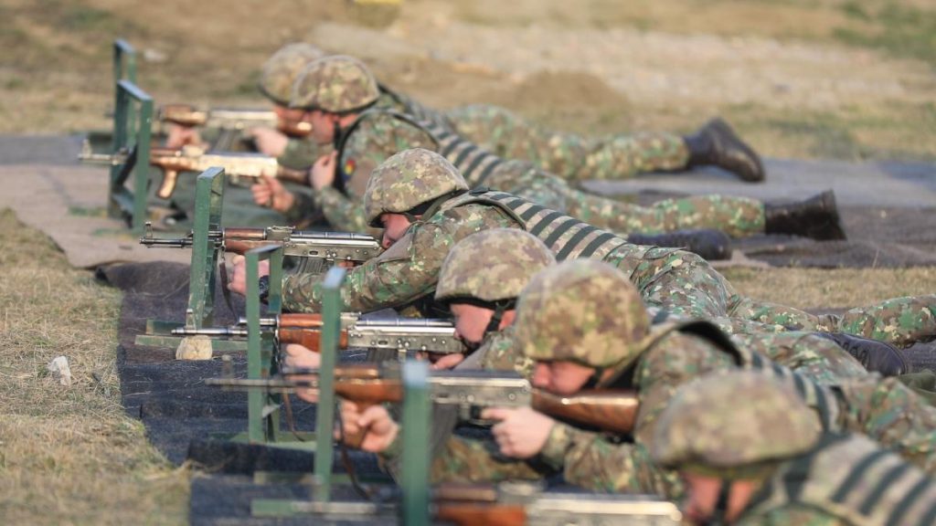 stagiul militar voluntar conditii plata si beneficii